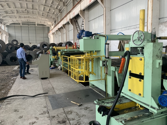 Đường rạch MAZS(1-6)×1600 rạch thành nhiều dải theo yêu cầu về độ dày và chiều rộng