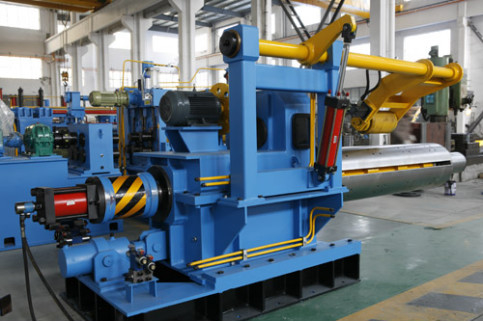 MA-(0,4～4)×1600mm Chiều rộng dải của Đường rạch có độ chính xác cao có thể thay đổi 600mm. 1000mm, 1250mm, 1600mm, 1800mm