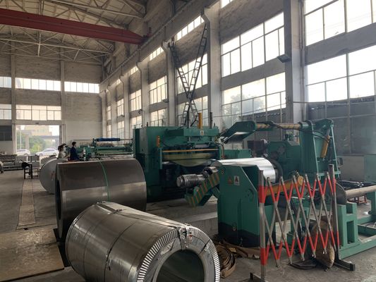 Dây chuyền xẻ tấm dày 3-12mm với bộ trang trí thủy lực loại nặng