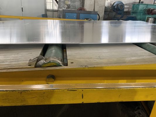 Đường xẻ chính xác tốc độ cao 0,4-4mm