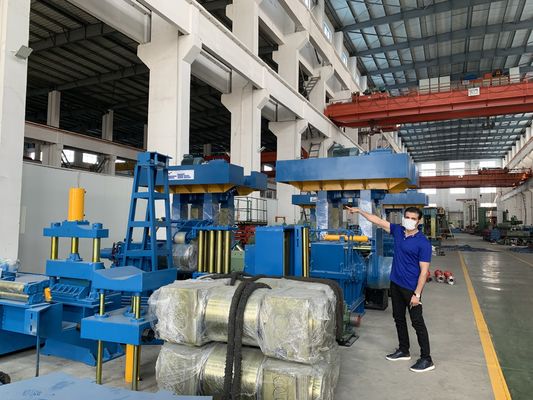 150m / phút Hai giá đỡ Máy cán nguội đảo ngược cho đồng thép carbon