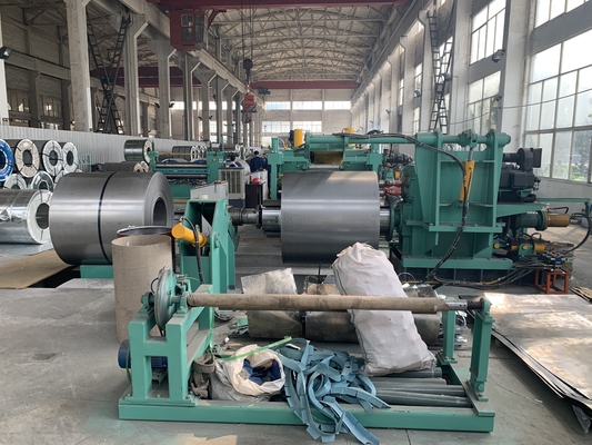 25m / phút 380V cắt kim loại theo chiều dài cho tấm carbon